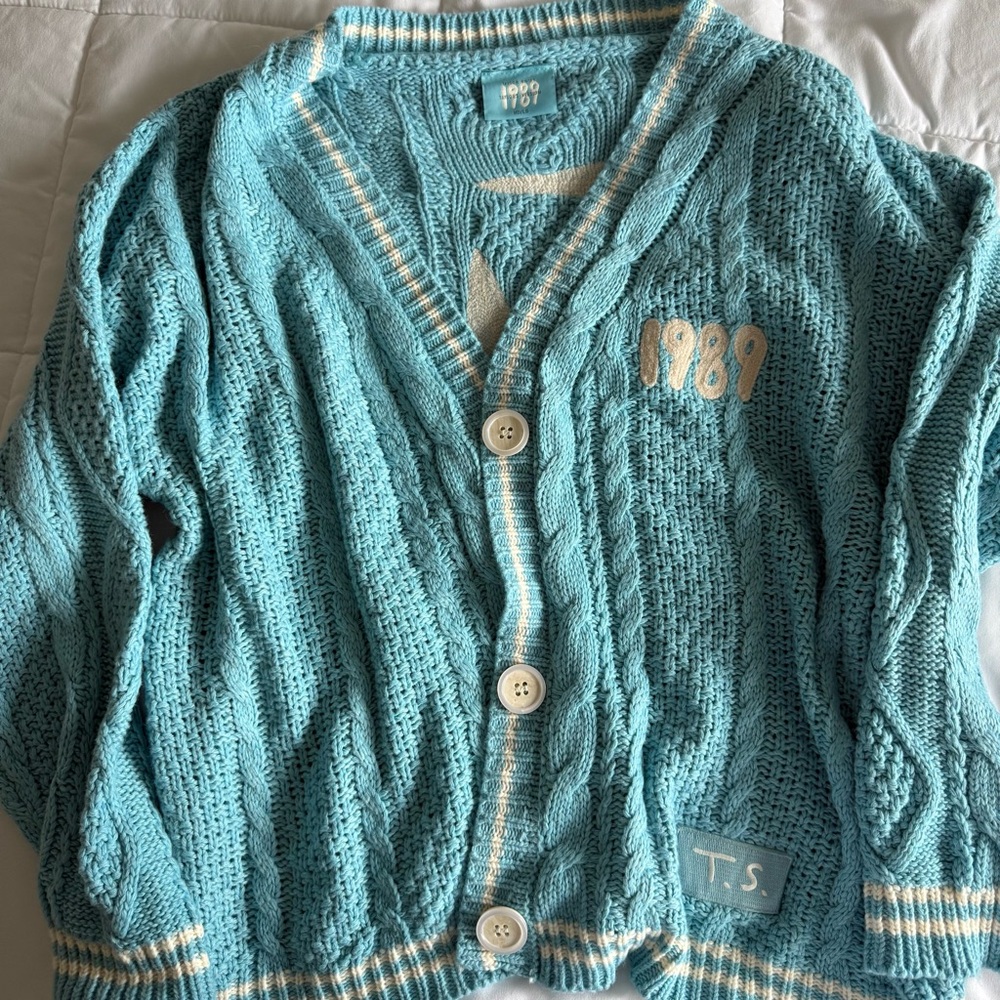 Taylor Swift 1989 Cardigan